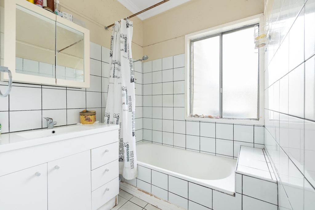 Sold - 46 Outer Crescent - New Property in Lithgow - Real Estate by Stacey Field