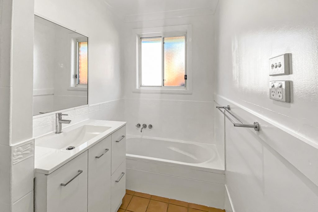 Sold - 7 Flirtation Avenue - New Property in Mudgee - Real Estate by Adam Sutherland