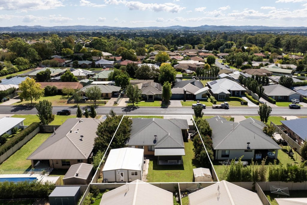 Sold - 15 Spring Road - New Property in Mudgee - Real Estate by Adam Sutherland