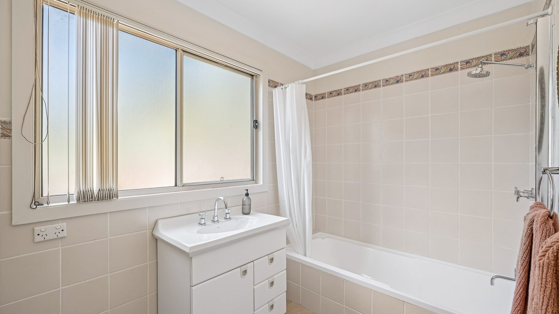 Sold - 55 Peach Tree Lane - New Property in Mudgee - Real Estate by Adam Woods