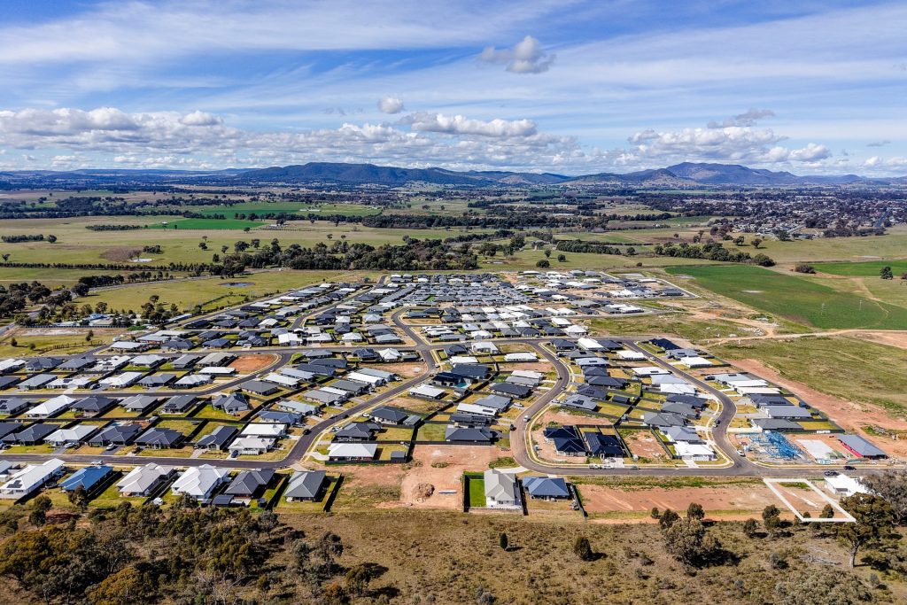 Sold - 34 Davis Crescent - New Property in Mudgee - Real Estate by Adam Woods