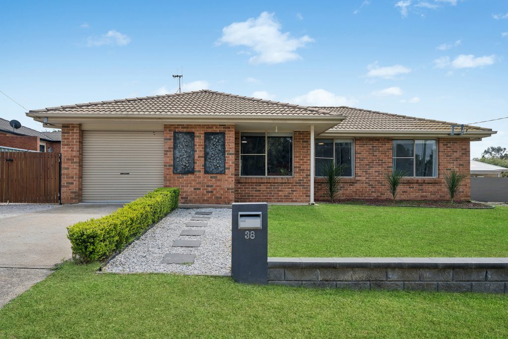 Sold - 38 Spring Road - New Property in Mudgee - Real Estate by Adam Sutherland