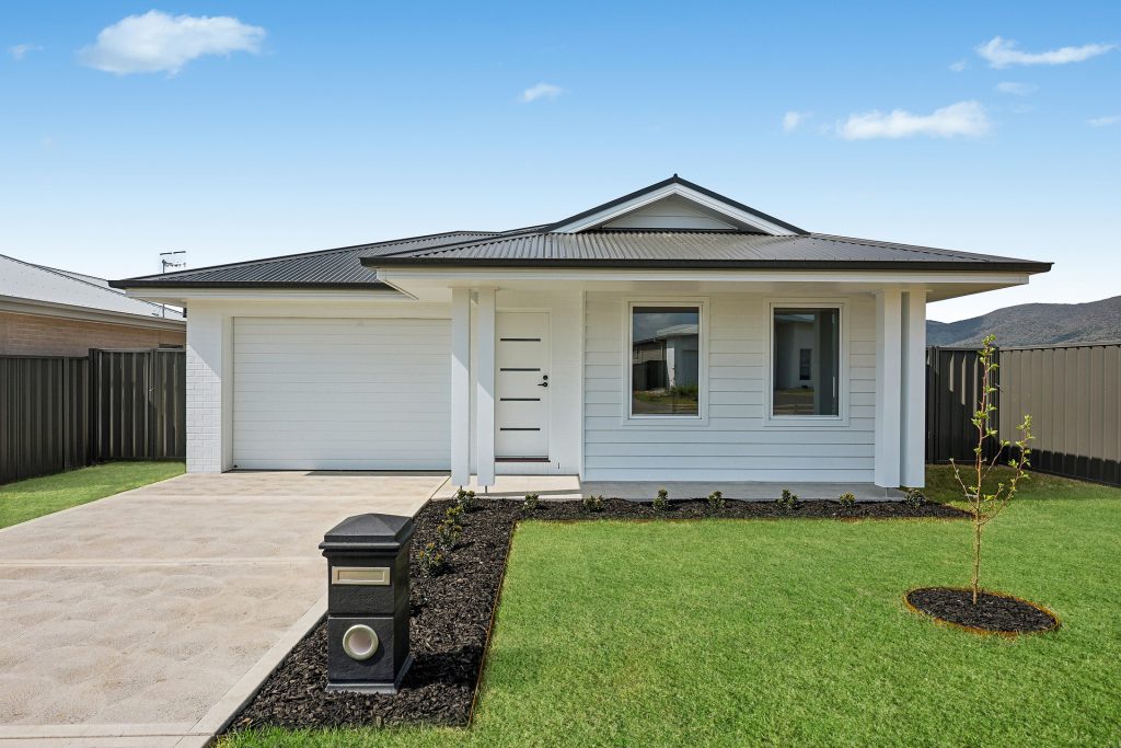 Sold - 53 Knox Crescent - New Property in Mudgee - Real Estate by Adam Woods