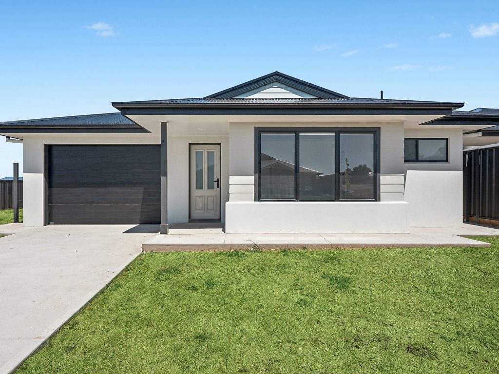 Sold - 17 Davis Crescent - New Property in Mudgee - Real Estate by Adam Woods