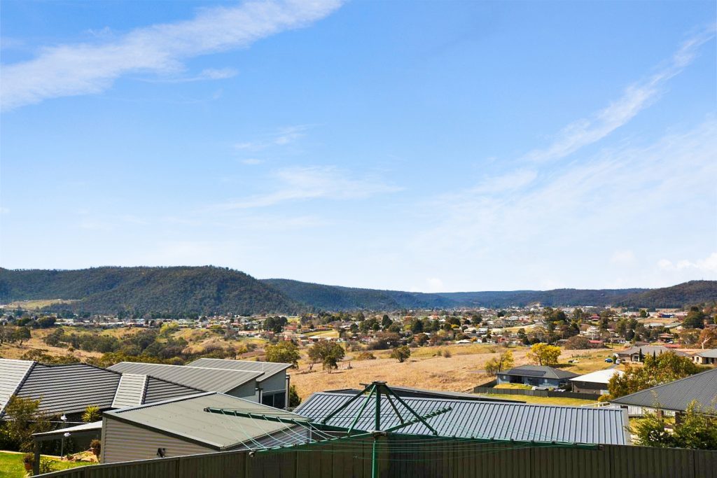 Sold - 27 James O'Donnell Drive - New Property in Lithgow - Real Estate by Stacey Field