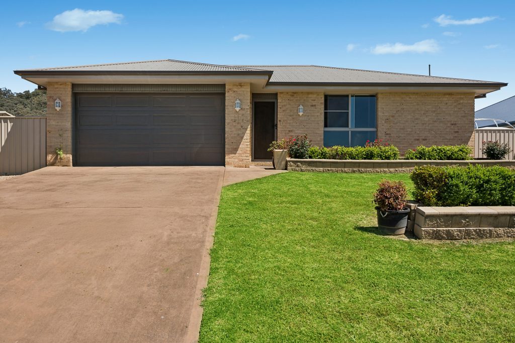 Sold - 16 Waterworks Road - New Property in Mudgee - Real Estate by Adam Sutherland