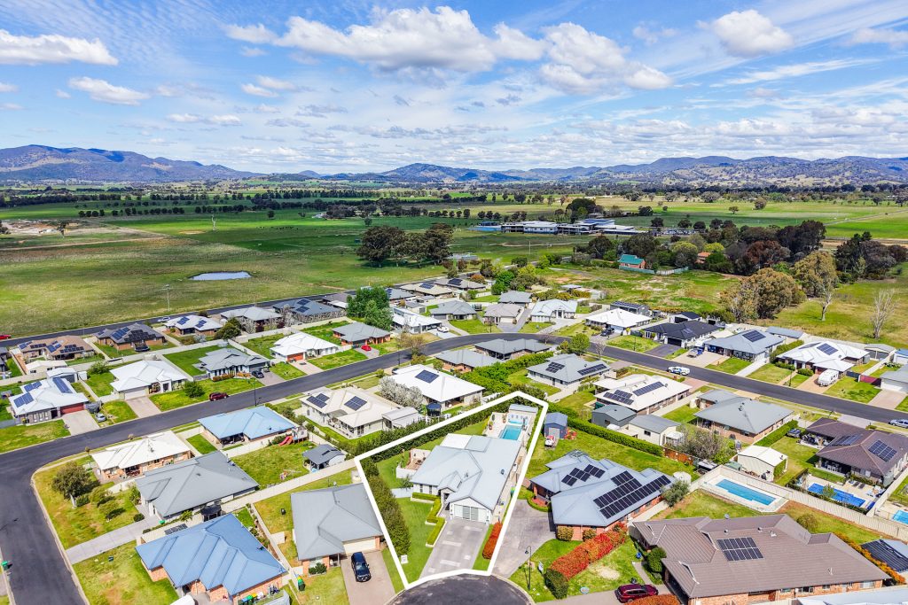Sold - 7 Birch Grove - New Property in Mudgee - Real Estate by Adam Sutherland