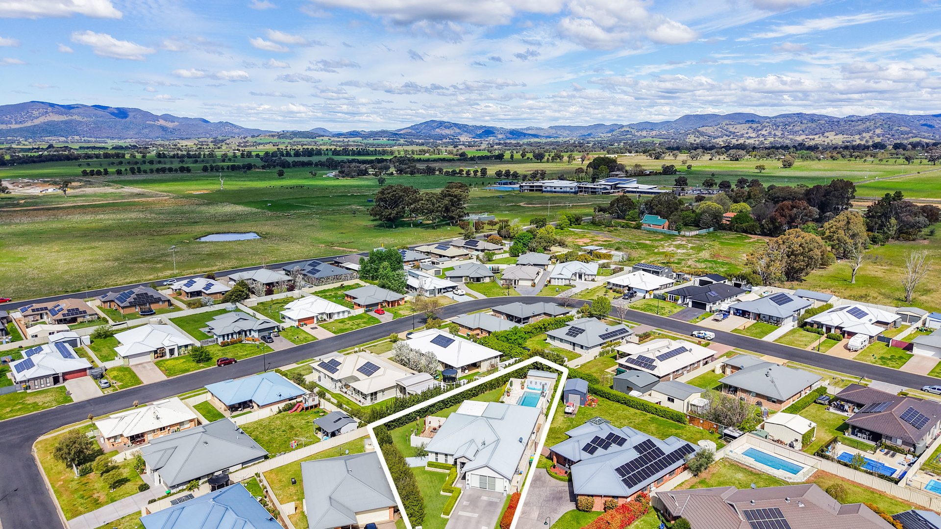 Sold - 7 Birch Grove - New Property in Mudgee - Real Estate by Adam Sutherland