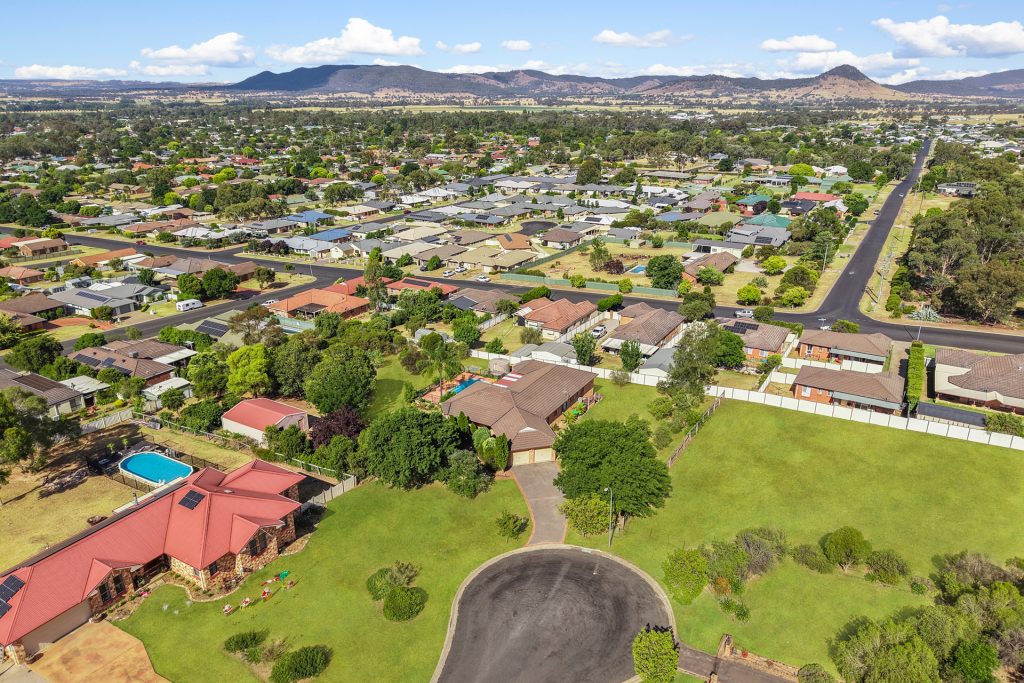 Sold - 5 Avisford Court - New Property in Mudgee - Real Estate by Adam Woods