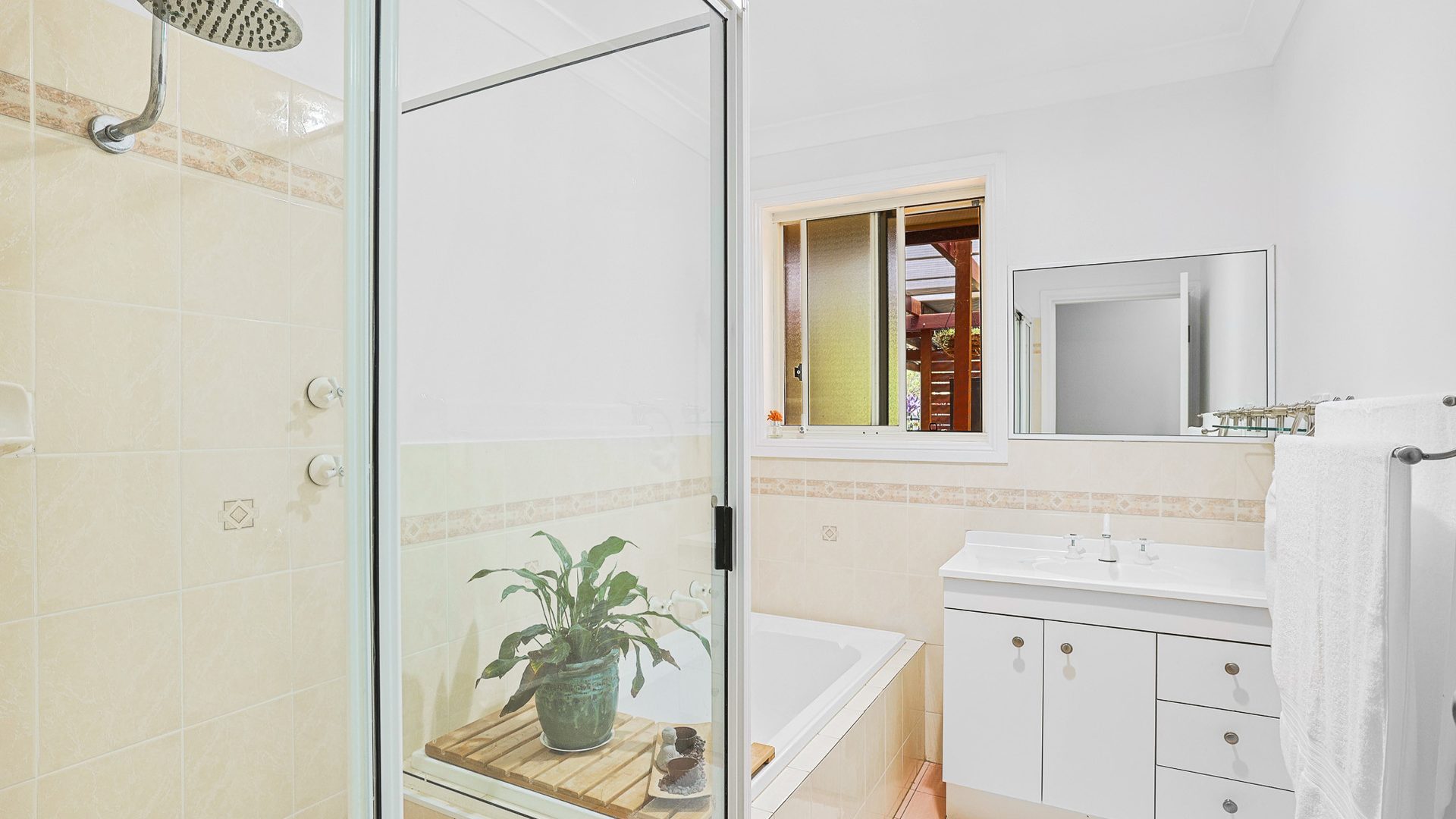 Sold - 6 Lahy Court - New Property in Mudgee - Real Estate by Hamish Rowe