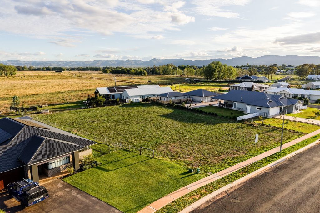 For Sale - 40 Wurth Drive - New Property in Mudgee - Real Estate by Adam Woods