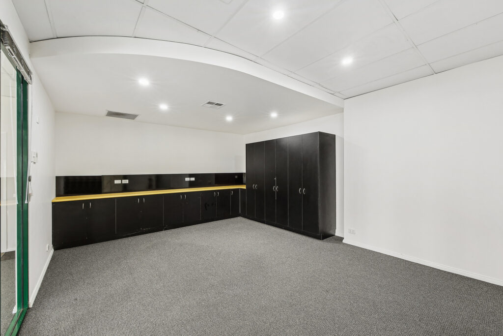 21 Sydney Road, Mudgee NSW 2850 - photo 12