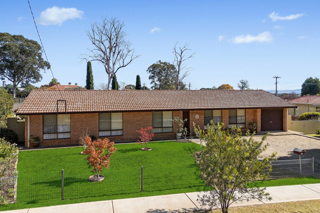 35 Dabee Road