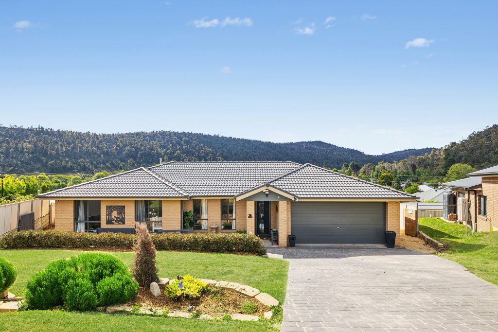 Sold - 15 Henderson Place - New Property in Lithgow - Real Estate by Stacey Field