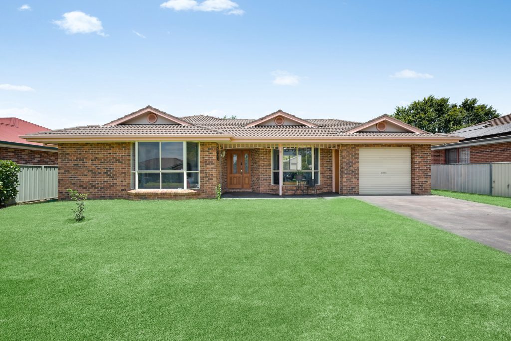 Sold - 13 McGregor Place - New Property in Mudgee - Real Estate by Adam Sutherland
