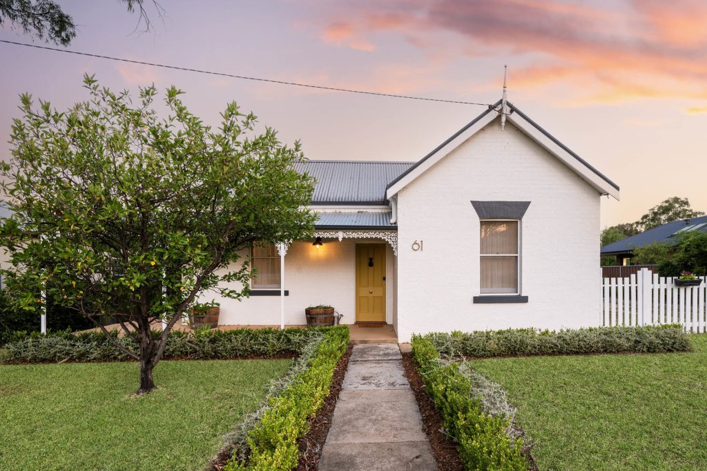61 Court Street, Mudgee