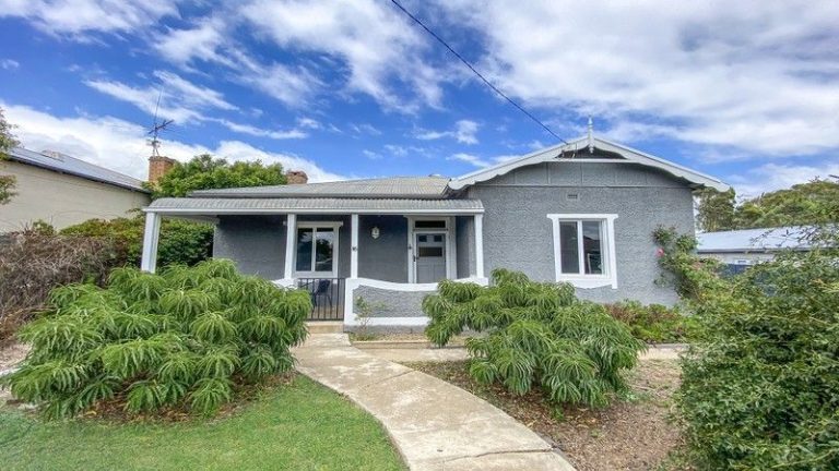 16 Rodgers Street, Kandos