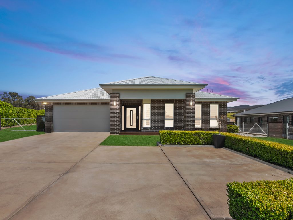 11 Diana Drive, Mudgee