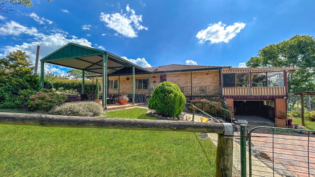 For Rent - 285 Lowther Siding Road - New Property in Lowther - Real Estate by