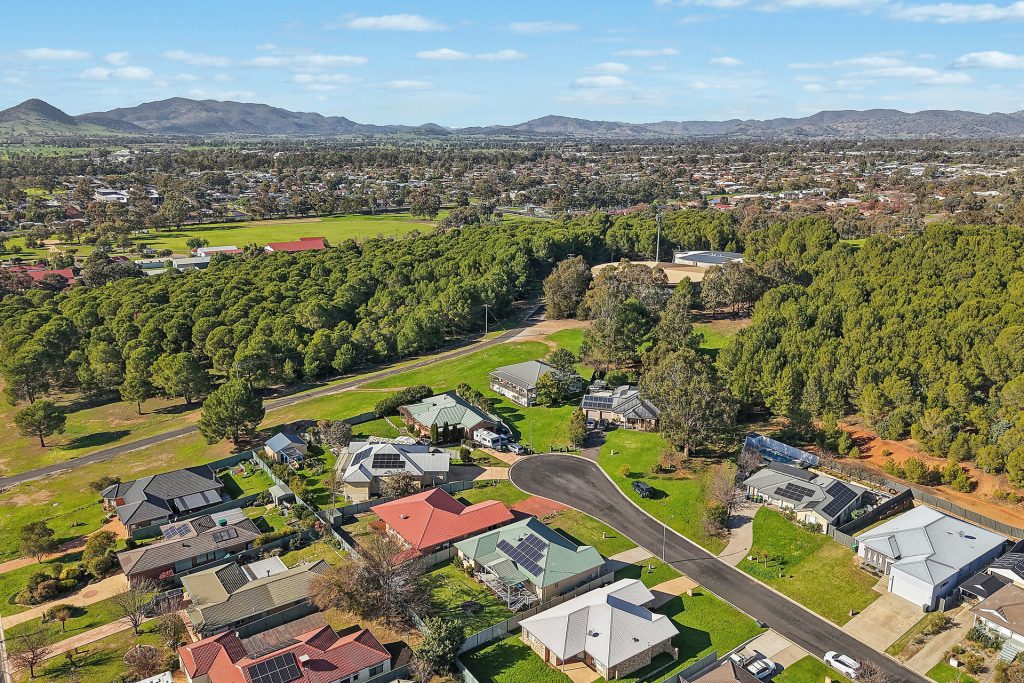 Sold - 15 Flirtation Avenue - New Property in Mudgee - Real Estate by Adam Sutherland