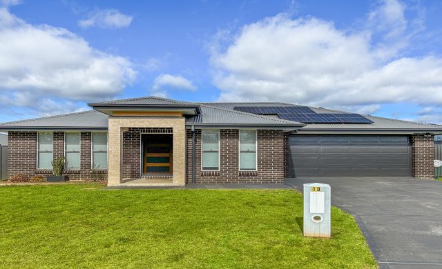 For Rent - 10 Knox Crescent - New Property in Mudgee - Real Estate by