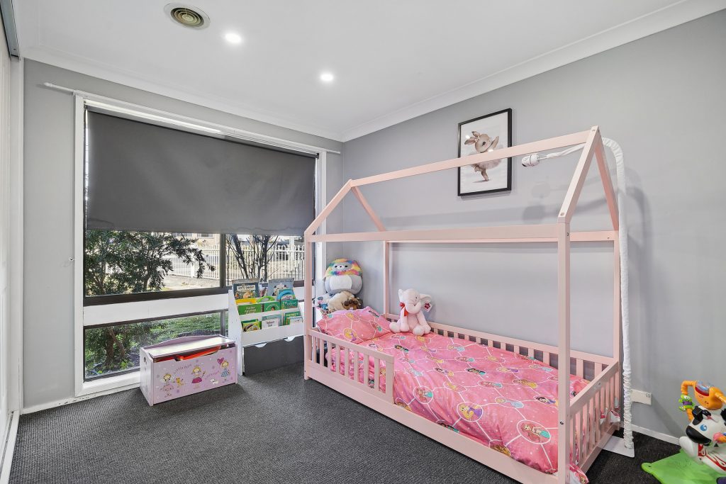 Auction - 18 Rifle Parade - New Property in Lithgow - Real Estate by Stacey Field