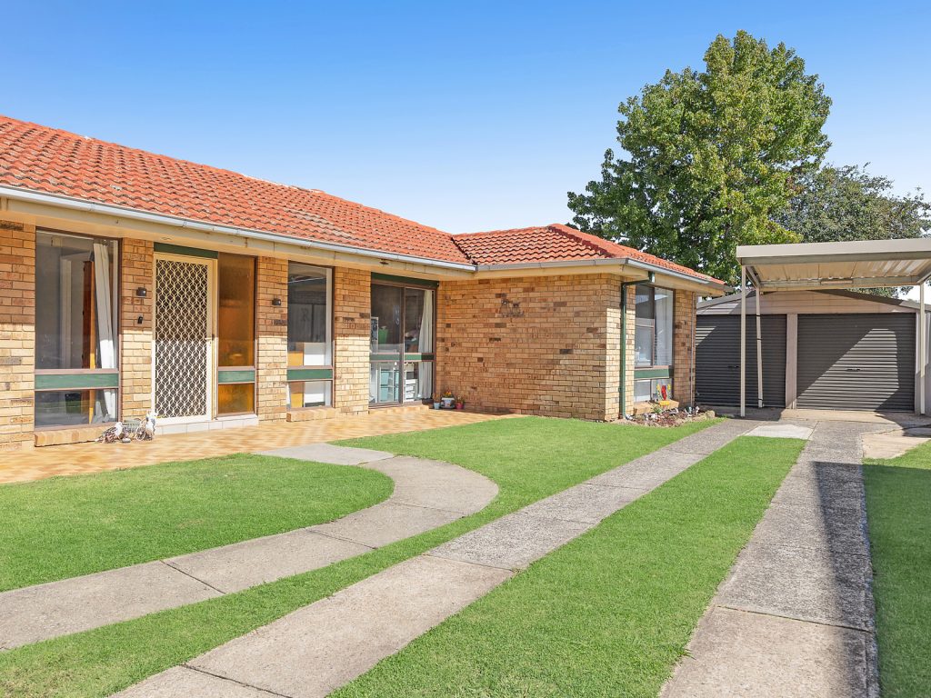Auction - 18 Rifle Parade - New Property in Lithgow - Real Estate by Stacey Field