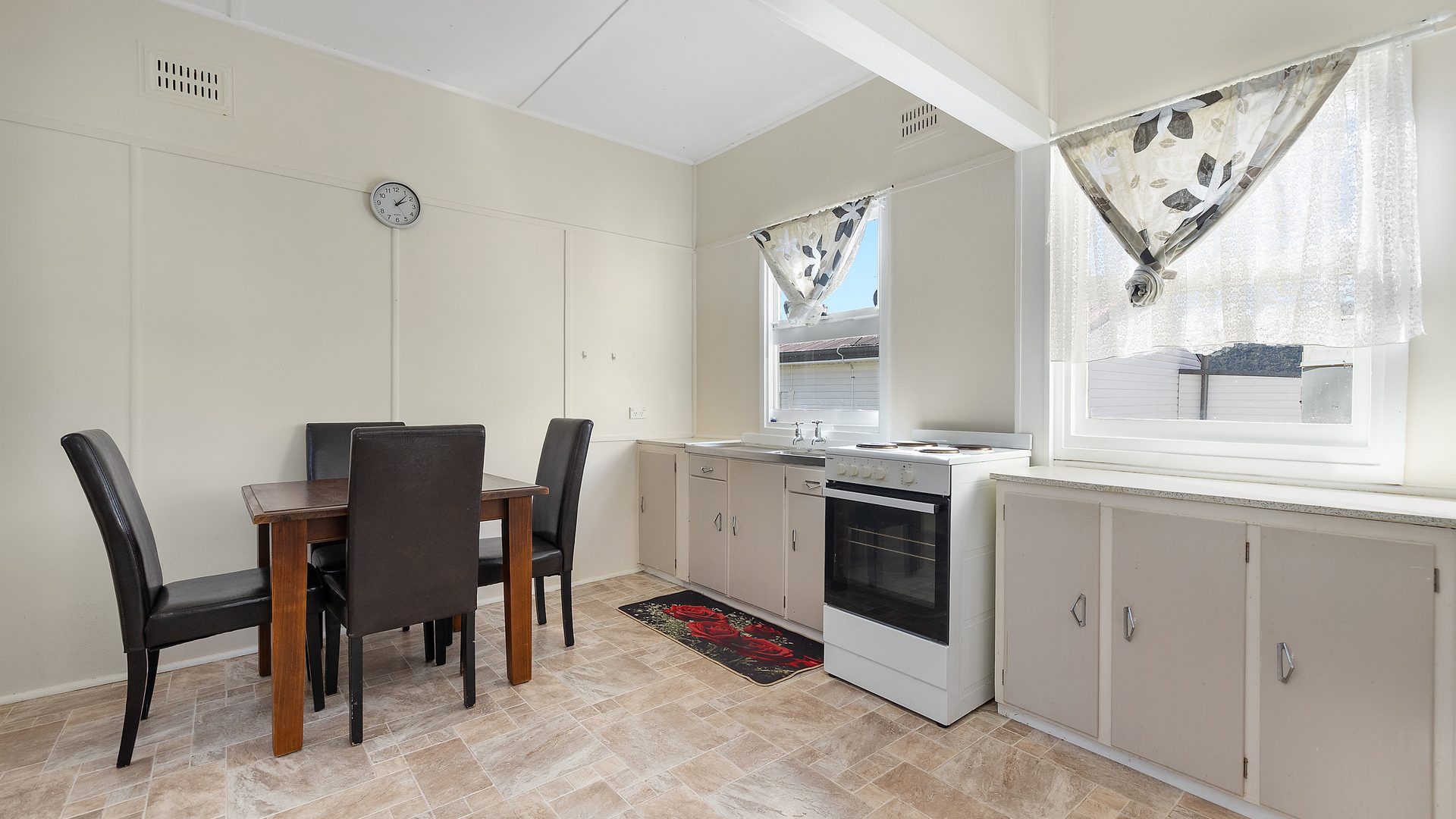 For Sale - 29 Inner Crescent - New Property in Lithgow - Real Estate by Stacey Field