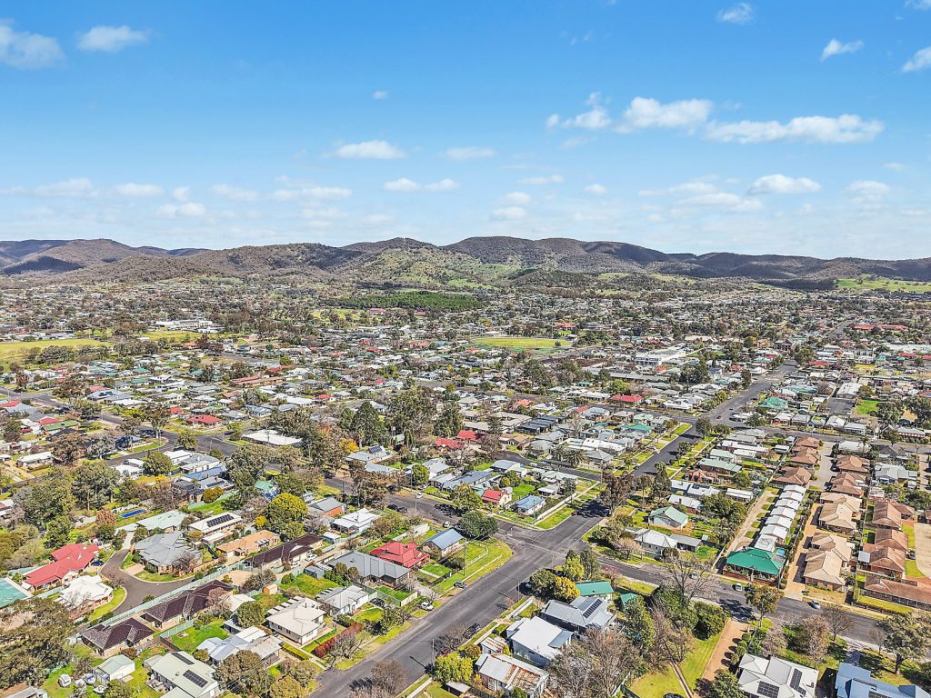 Auction - 21 Gladstone Street - New Property in Mudgee - Real Estate by Adam Sutherland