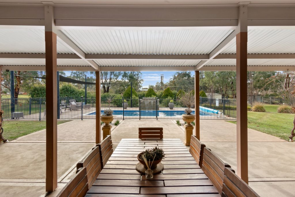 Auction - 18 Leconfield Drive - New Property in Mudgee - Real Estate by Adam Woods