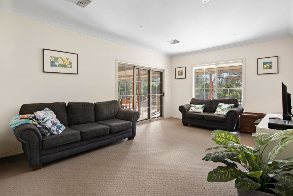 Auction - 18 Leconfield Drive - New Property in Mudgee - Real Estate by Adam Woods