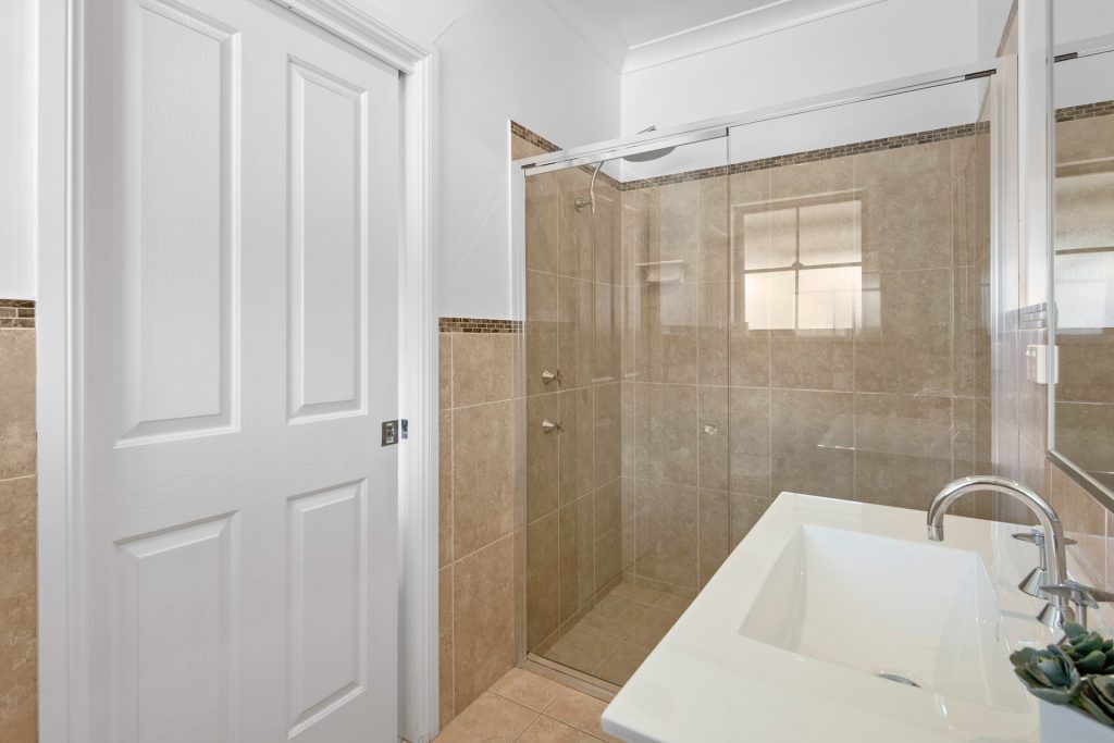 Auction - 18 Leconfield Drive - New Property in Mudgee - Real Estate by Adam Woods