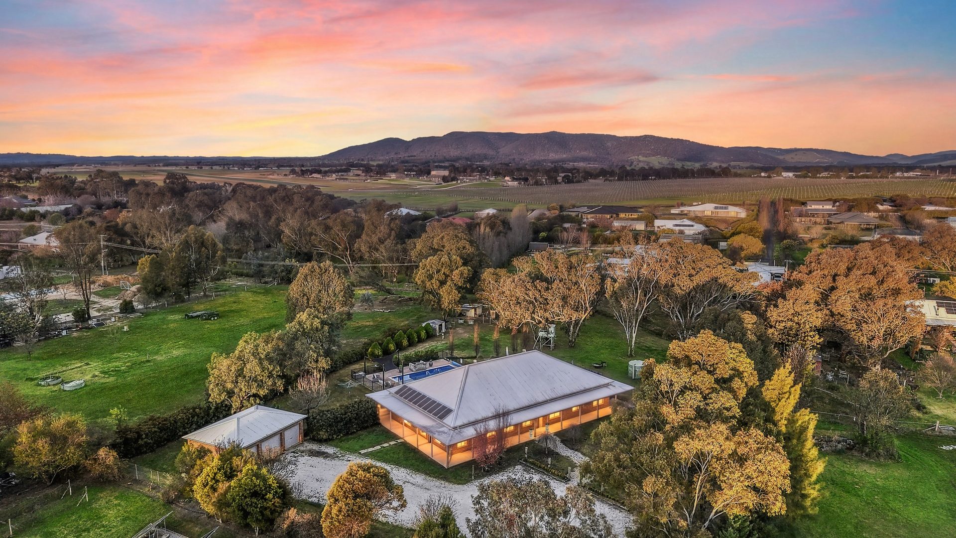 Auction - 18 Leconfield Drive - New Property in Mudgee - Real Estate by Adam Woods