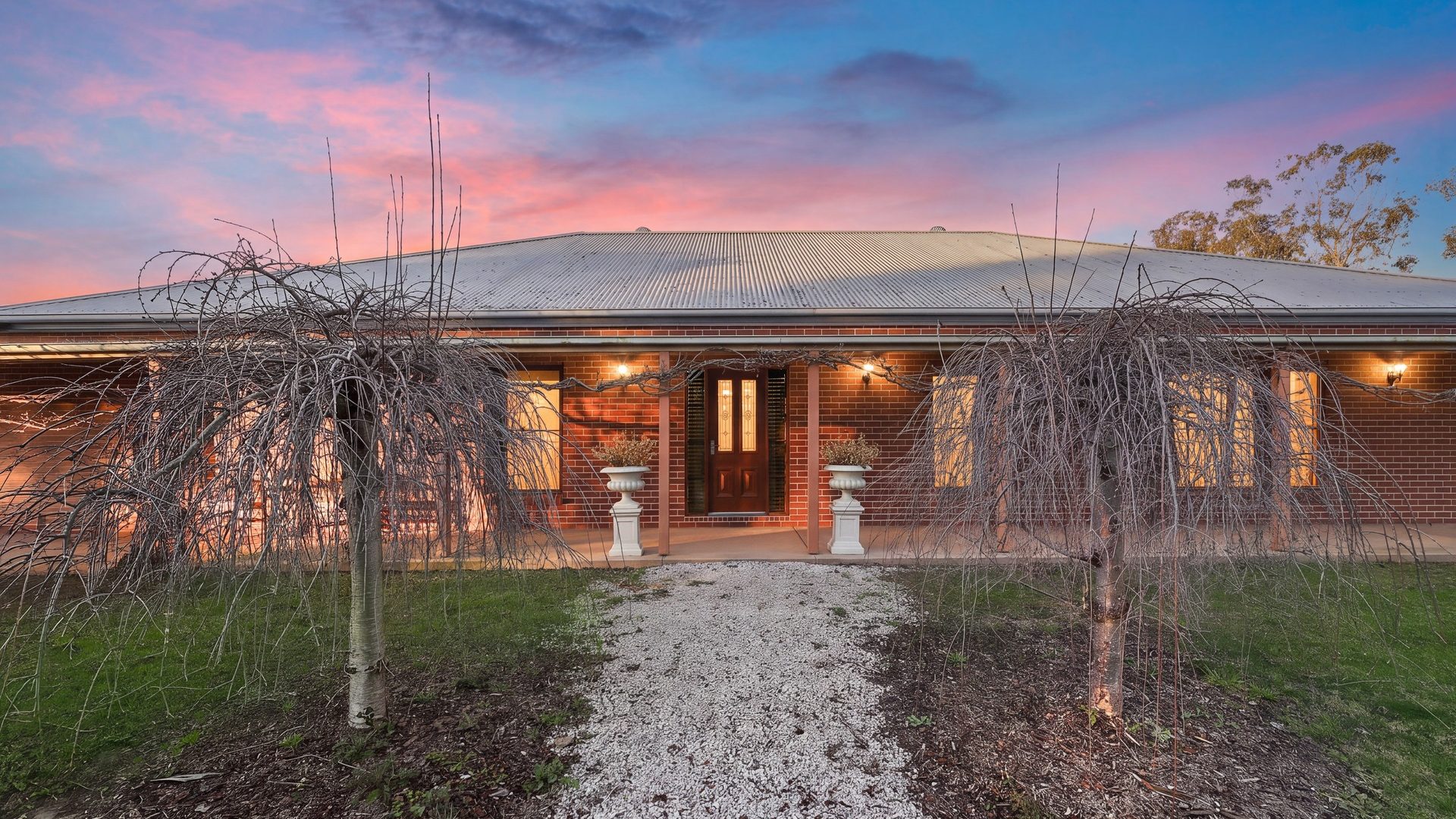 Auction - 18 Leconfield Drive - New Property in Mudgee - Real Estate by Adam Woods