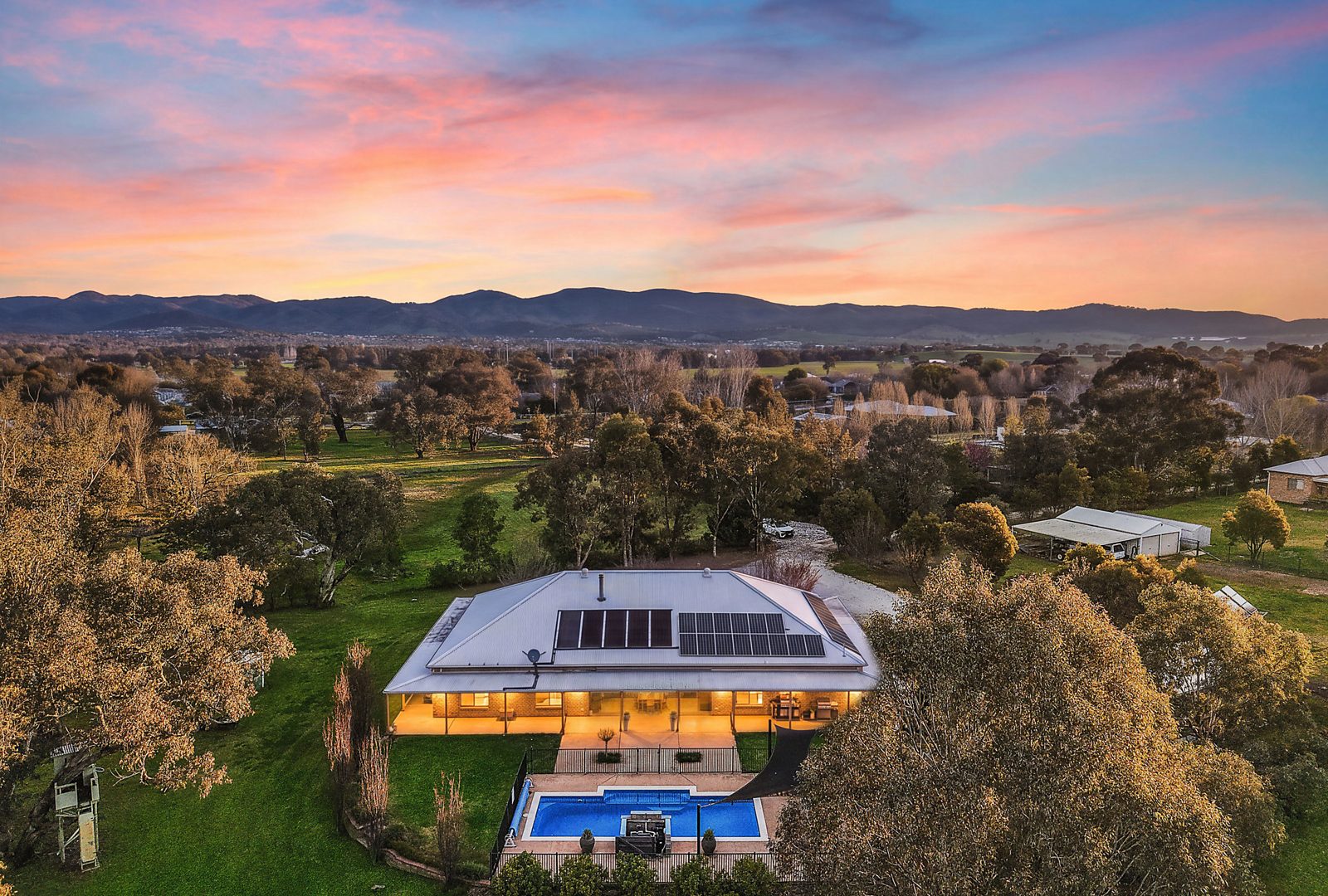 Auction - 18 Leconfield Drive - New Property in Mudgee - Real Estate by Adam Woods