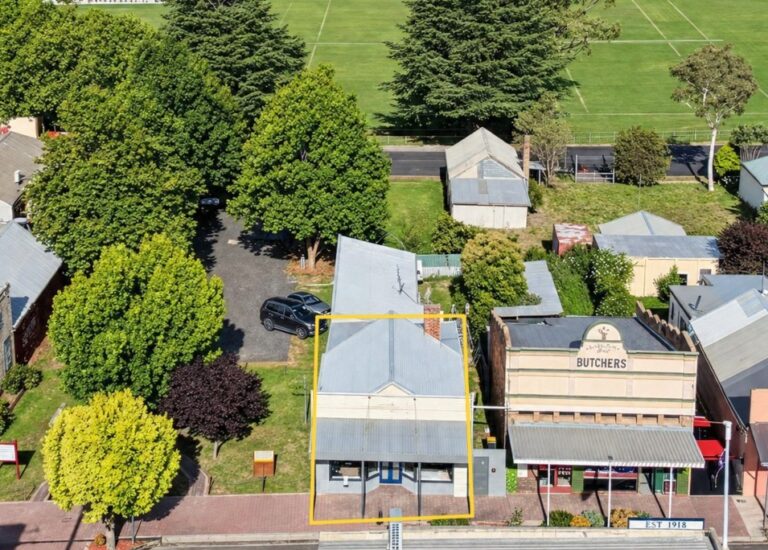 Lease - 15 Wolgan Street - New Property in Portland - Real Estate by Varun Kinra