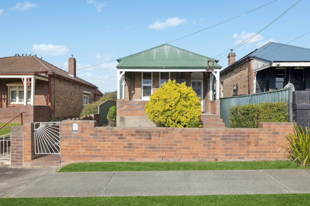 For Sale - 5 Cupro Street - New Property in Lithgow - Real Estate by Stacey Field