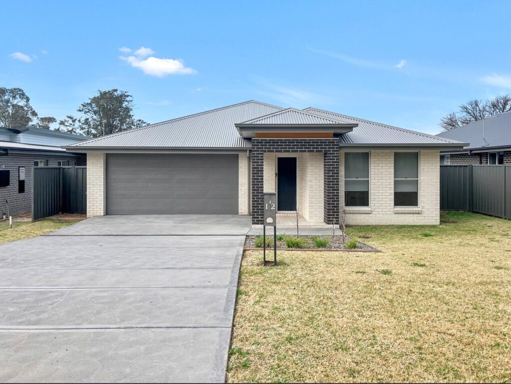 12 Saleyards Lane, Mudgee
