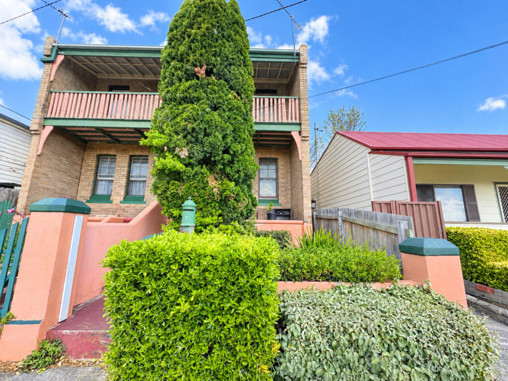 For Rent - 51 Bent Street - New Property in Lithgow - Real Estate by Varun Kinra