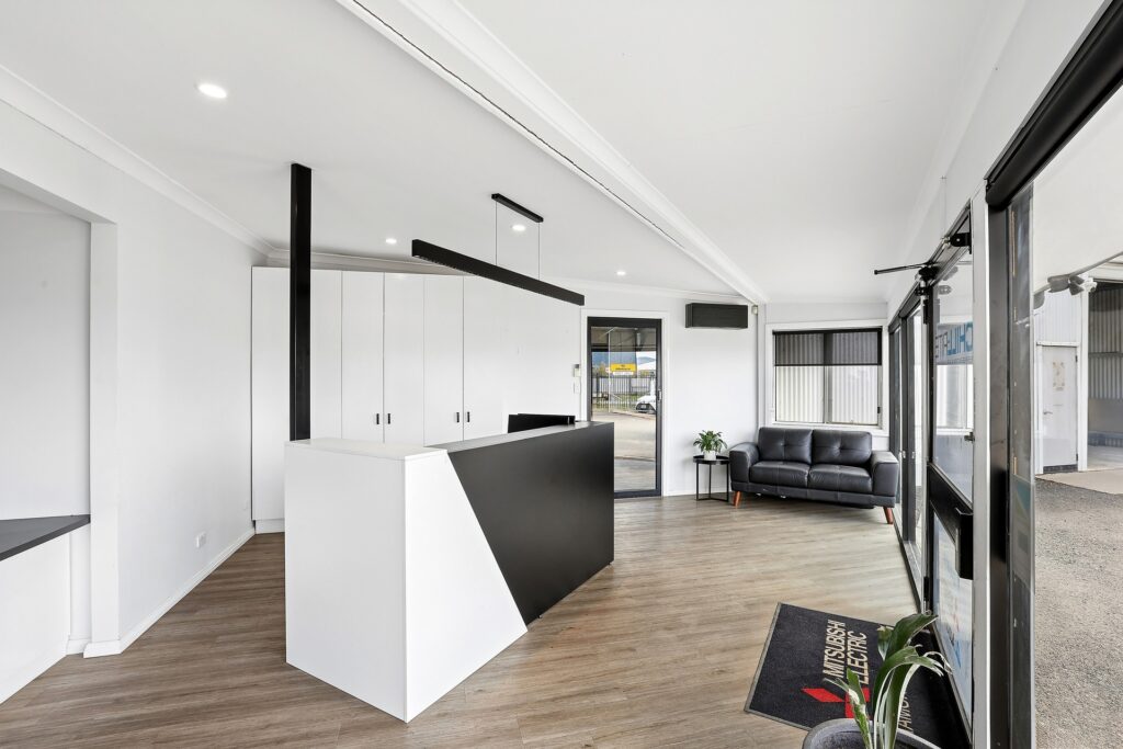 Lease - 52 Depot Road - New Property in Mudgee - Real Estate by Stacey Woods