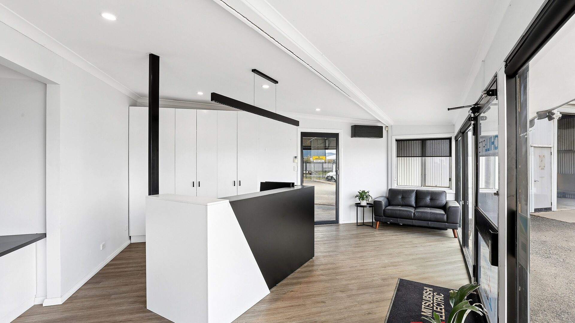 Lease - 52 Depot Road - New Property in Mudgee - Real Estate by Stacey Woods