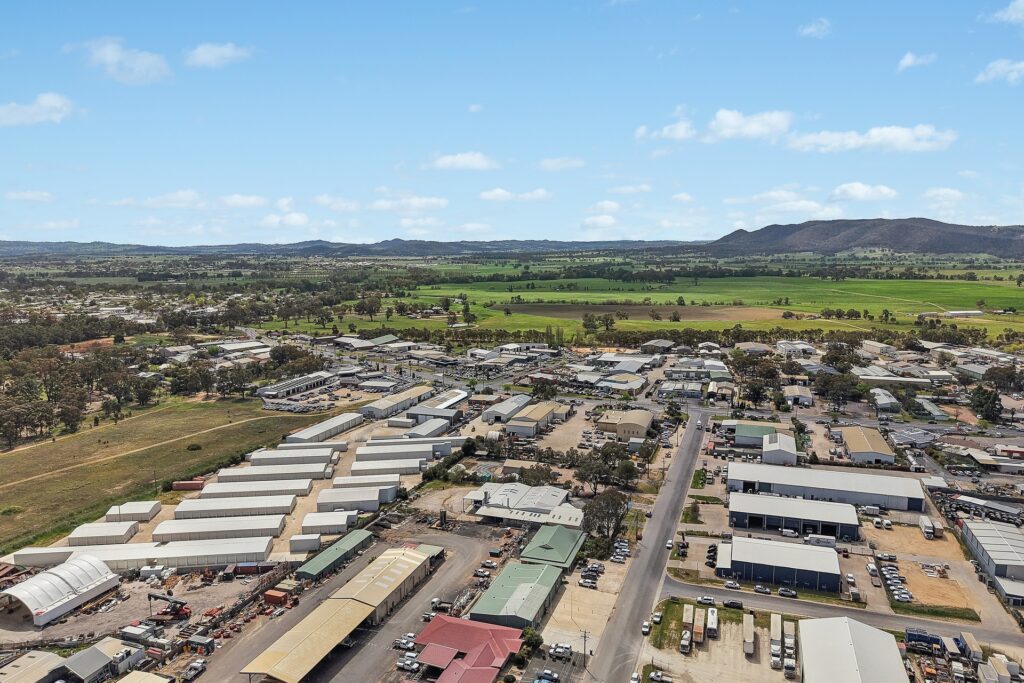Lease - 52 Depot Road - New Property in Mudgee - Real Estate by Stacey Woods