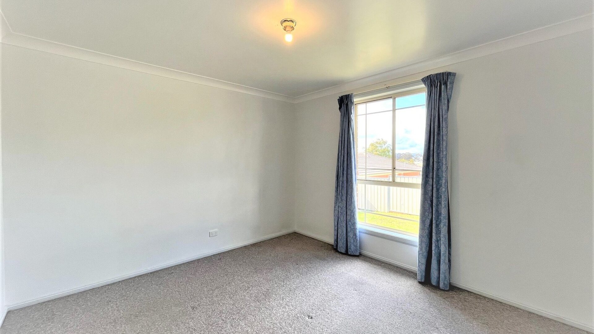 For Rent - 2/52 Oporto Road - New Property in Mudgee - Real Estate by 