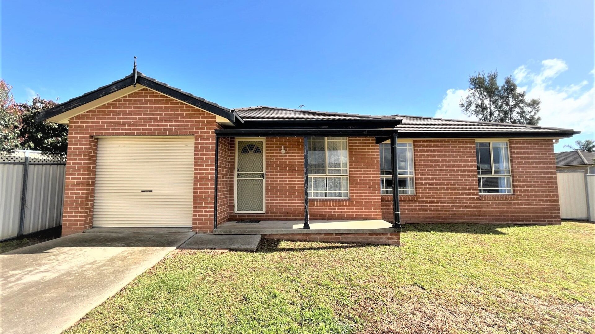 2/52 Oporto Road, Mudgee