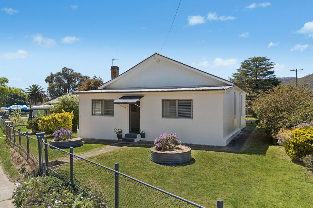 For Sale - 54 Davies Road - New Property in Kandos - Real Estate by Elizabeth Turner