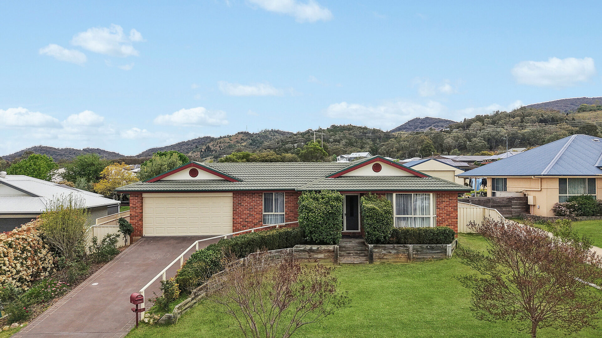 For Sale - 5 White Circle - New Property in Mudgee - Real Estate by Adam Sutherland