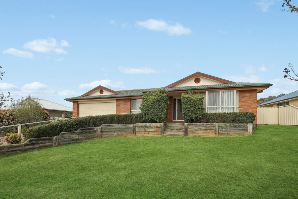 For Sale - 5 White Circle - New Property in Mudgee - Real Estate by Adam Sutherland