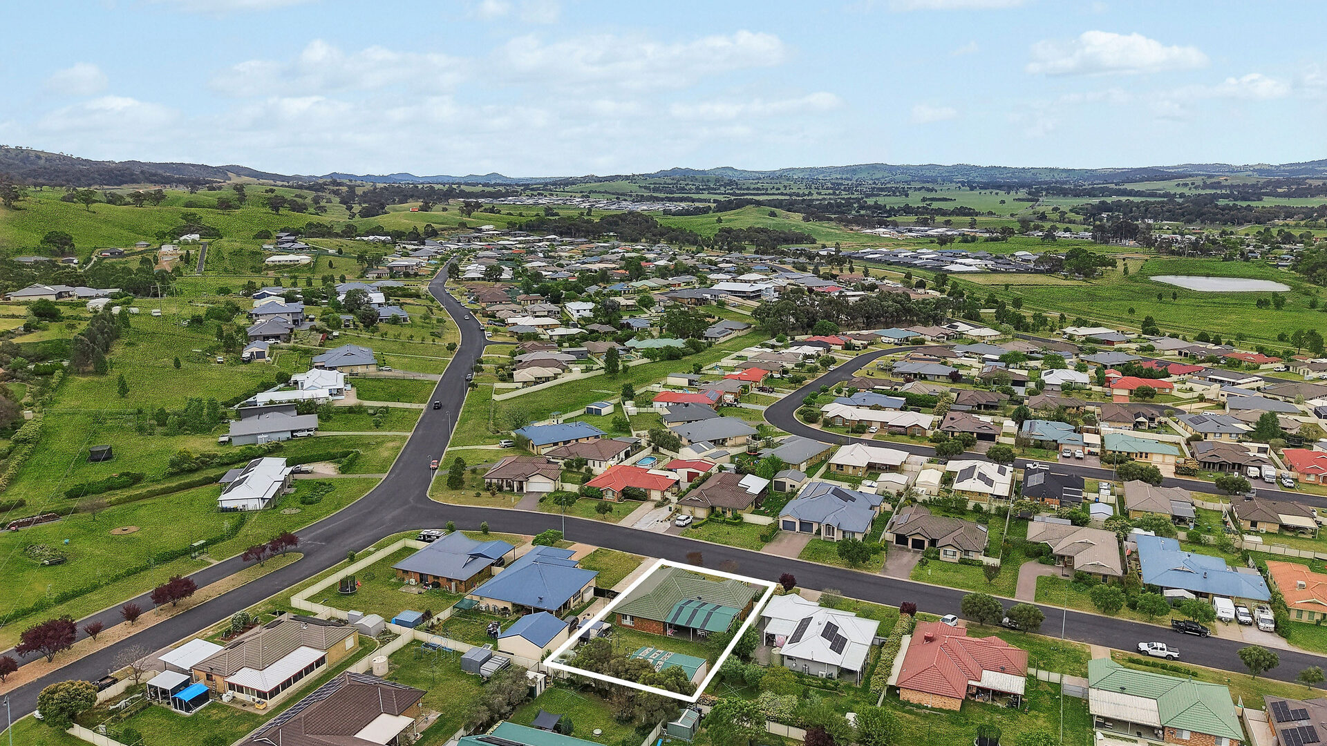 For Sale - 5 White Circle - New Property in Mudgee - Real Estate by Adam Sutherland