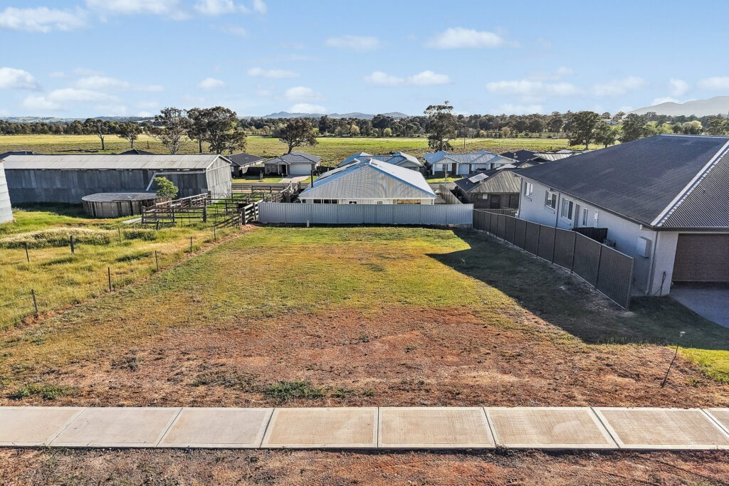 For Sale - 15 Marskell Circuit - New Property in Mudgee - Real Estate by Adam Woods