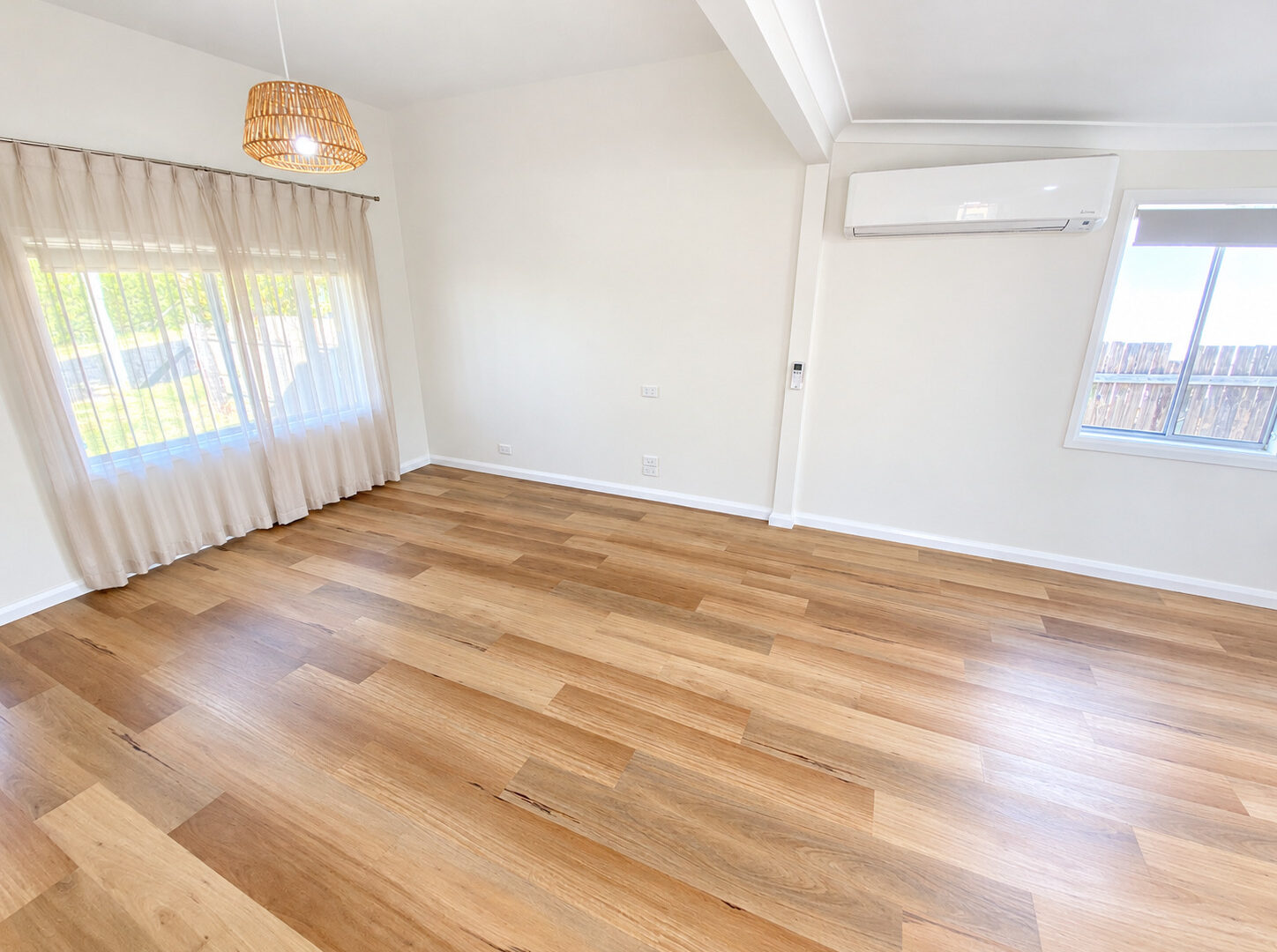 For Rent - 11 Cox Street - New Property in Portland - Real Estate by Varun Kinra